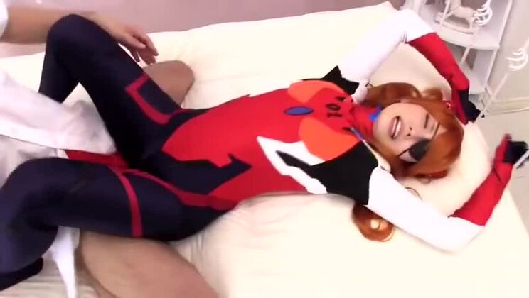 Eine saftige, karottenförmige Asiatin wurde sehr hart durchgenommen.