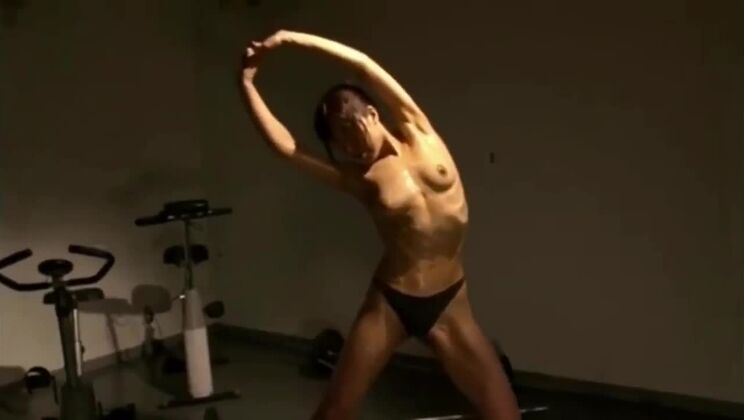 Wunderschöne Japanerin in privatem Amateur-Sexvideo