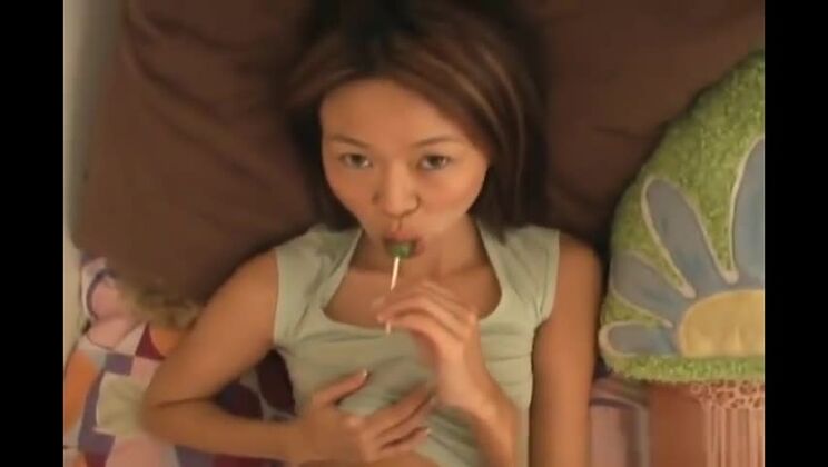 Unglaubliche asiatische Schlampe