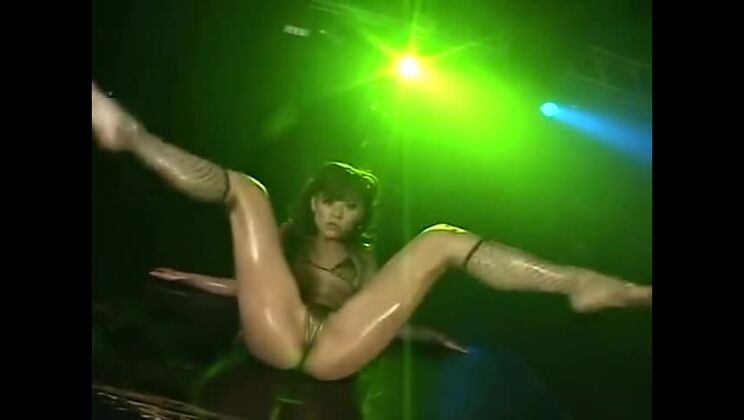 Nette japanische Schlampe