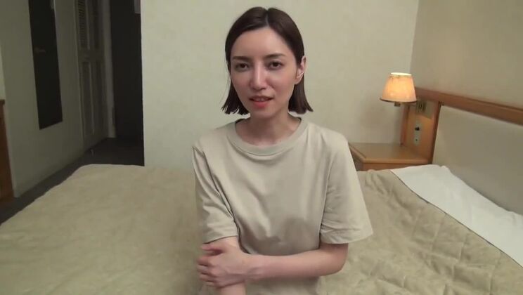 Honigsüße Japanerin lässt ihre schmutzigen, perversen Träume wahr werden