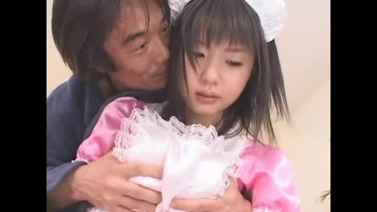 Atemberaubende japanische Schlampe beim unglaublichen Amateur-Fick