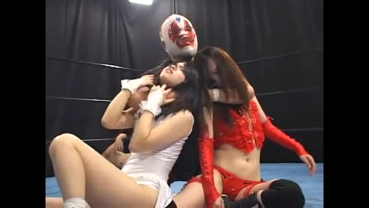 Eine unglaubliche japanische Schlampe verkörpert ihren Fetischtraum