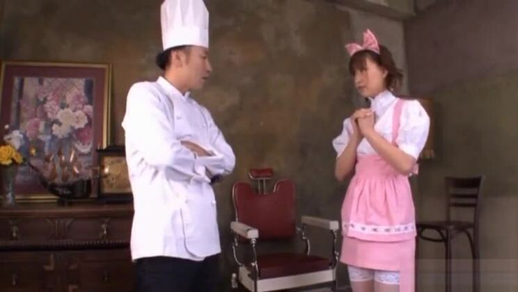 Ein umwerfendes orientalisches Mädchen wurde hart gefickt