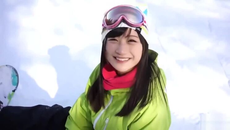 Unglaubliches japanisches Mädchen