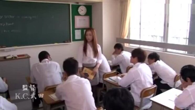 Köstliche, üppige orientalische Torte