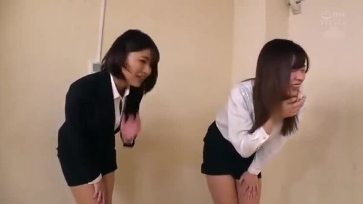 Schicke japanische Hure mit fantastischem Fetisch-Porn