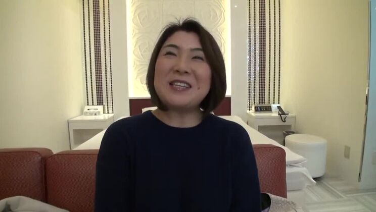 Hübsche orientalische Schlampe