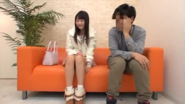 Atemberaubende, vollbusige japanische Hure