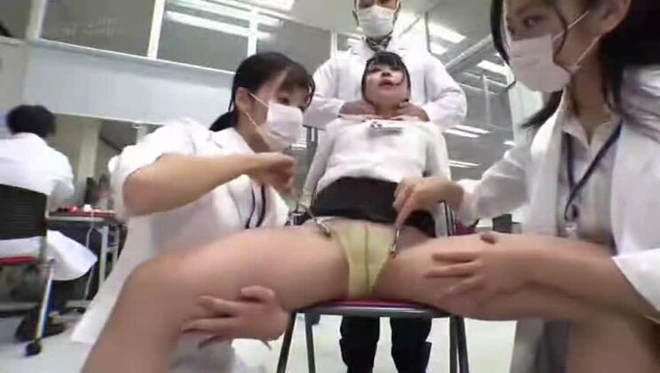 Saftiges orientalisches Mädchen