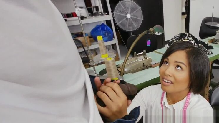 Unglaubliches japanisches Mädchen im besten Amateurporno-Video aller Zeiten