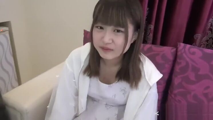 Unirdisches japanisches Mädchen