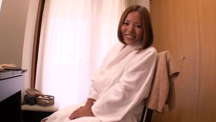 Wunderbare japanische Schlampe