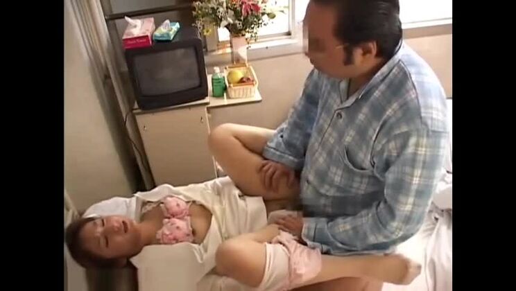 Bezauberndes orientalisches Mädchen