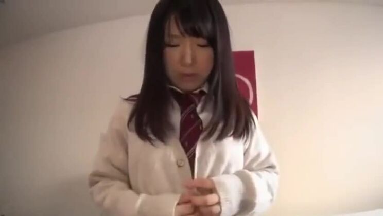 Verführerische japanische Schlampe