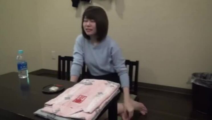 Hübsche japanische Hündin