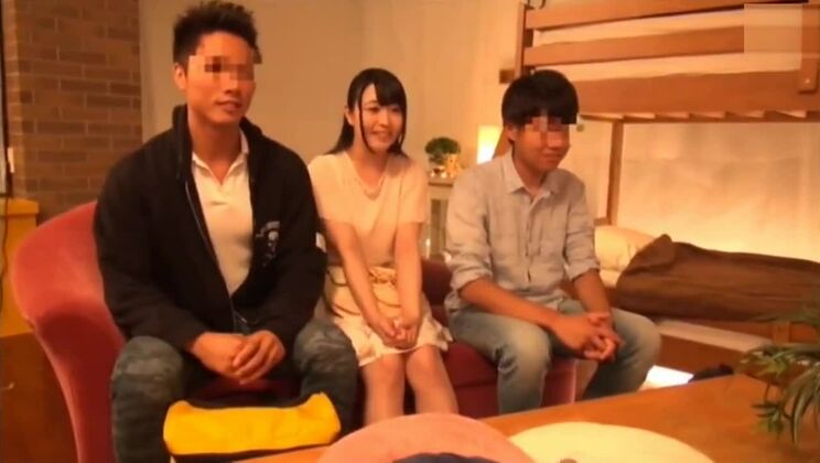 Honigfarbenes orientalisches Mädchen