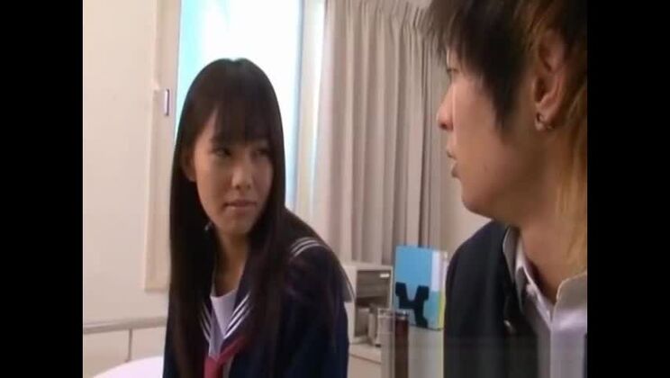 Orientalisches Sexvideo mit Top und Hikaru Ayuhara