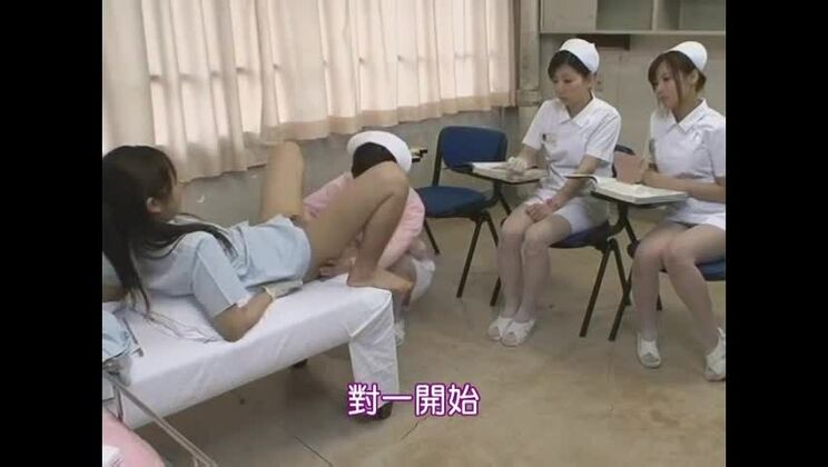 Japanisches Sexvideo mit Marin Minami, Erin Tohno und Miki Yasuda