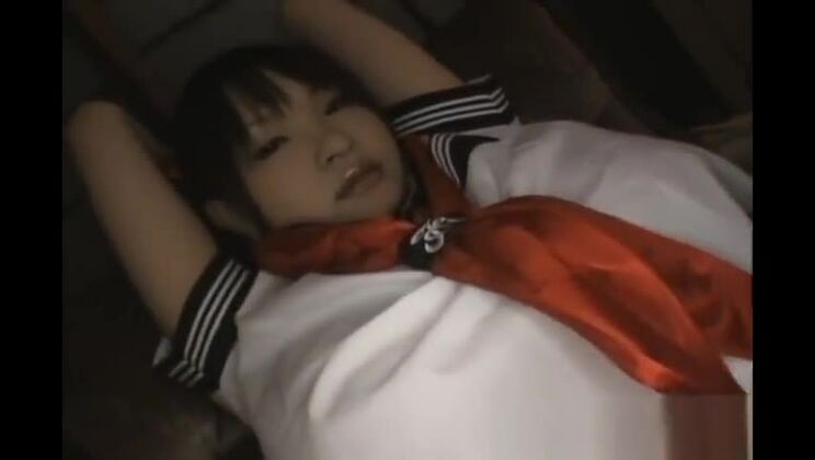 Asiatisches Pornovideo mit Kasumi Kobayashi, Ayumi Ayukawa und Miko Himura