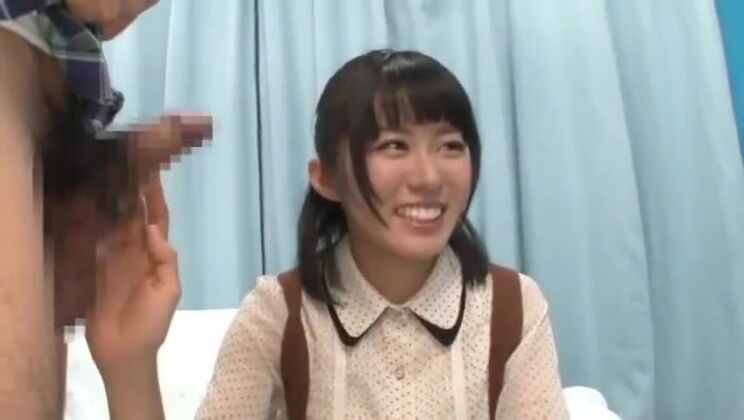 Japanische Luxus-Schlampe erlebt Hardcore-Sex