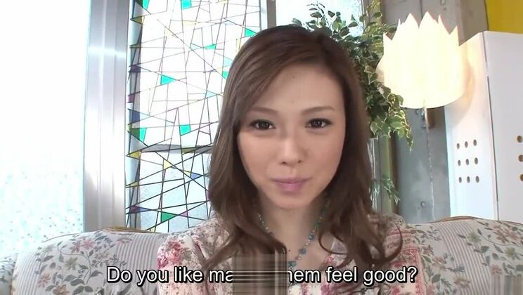 Unzensiertes japanisches Ayumu Sena Blowjob-Interview mit Untertiteln