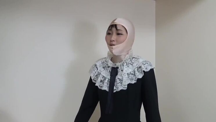 Kigurumi-Anzug anziehen