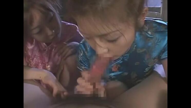 Fabelhaftes japanisches Model in unglaublichen Samenergüssen, Dreier-JAV-Clip