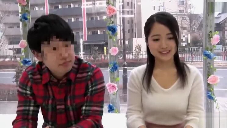 Die beste japanische Schlampe in einem fantastischen, ungeschnittenen JAV-Clip.