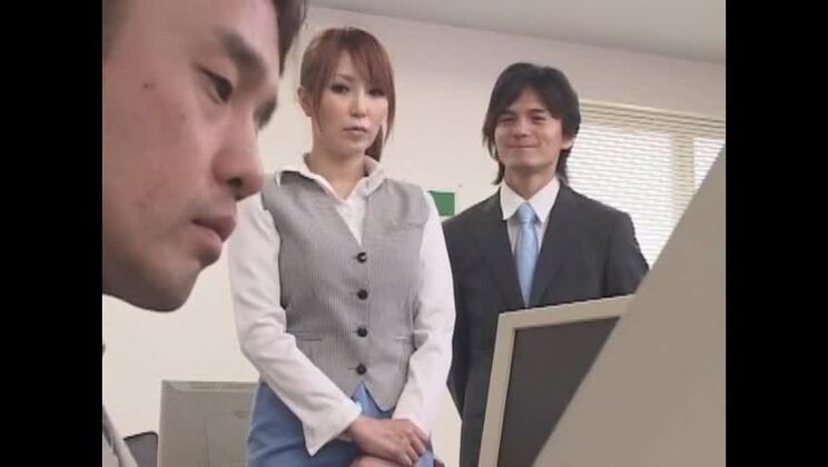 Die beste japanische Hure Ruru Anoa im heißesten Paar-JAV-Video