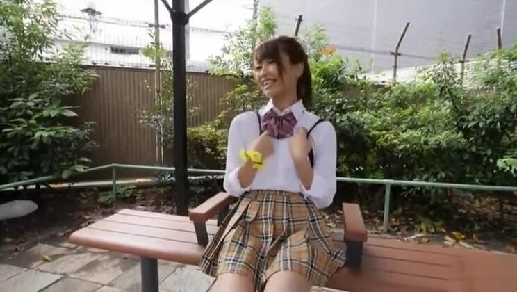 Wildes japanisches Model in fantastischer ungeschnittener JAV-Szene