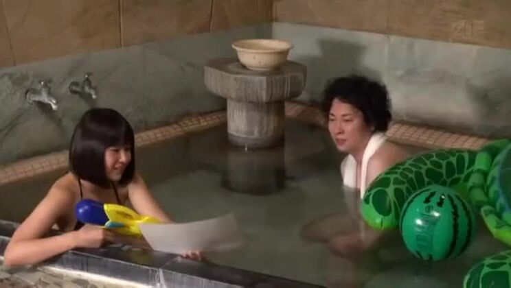 Geile Sexszene mit großen Brüsten, ungeschnitten