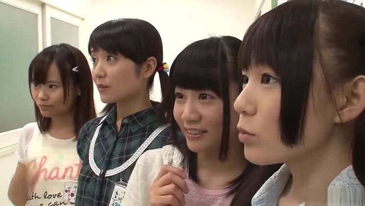 AzHotPorn - Privatlehrer mit großen Titten 2 Riko Kashii