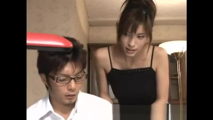 Die reizende Freundin kannte das perverse Verhalten ihres Freundes und will mit ihm schlafen.