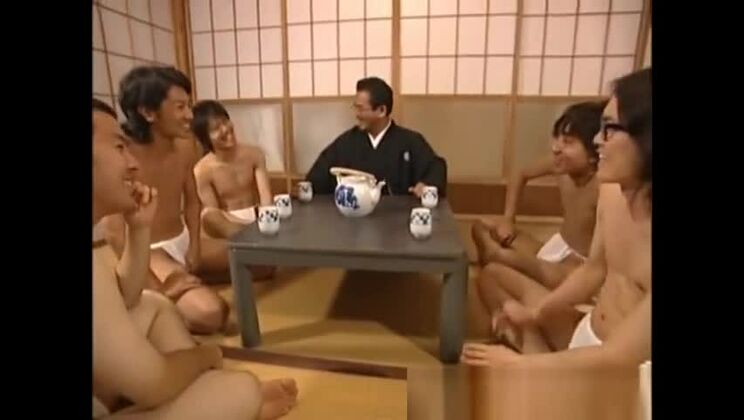 Heißer japanischer Lehrer genießt Sex Teil 5