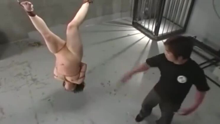 Japanisches Mädchen in Check-BDSM, Hardcore-JAV-Clip nur hier