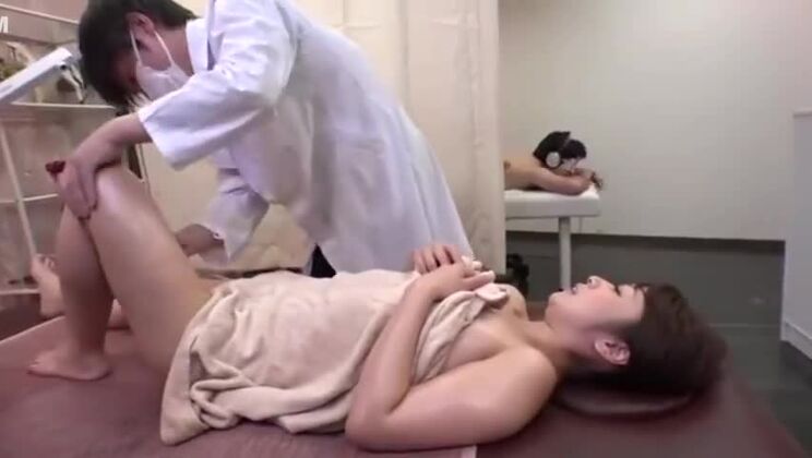 Fick Ehefrau Massage Japanisch