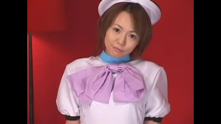 Heißeste japanische Hure in exotischen Gesichtsszenen, Dreier-JAV-Szene