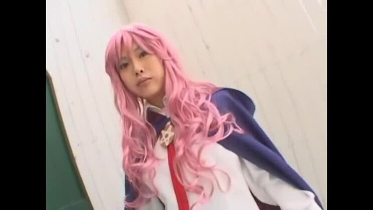 Die atemberaubenden japanischen Prostituierten Sae Takaoka, Yume Kimino und Hina Airi in „Hottest Girlfriend, Stockings JAV clip“