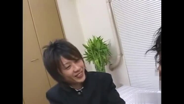 Japan Papa Rimjob mit Cumshot