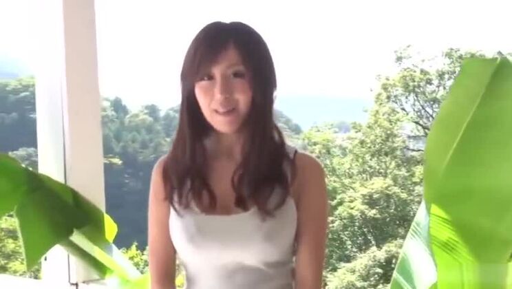 Erstklassiger japanischer Outdoor-Porn mit der sexy Chihiro Akino – Mehr auf javhd.net