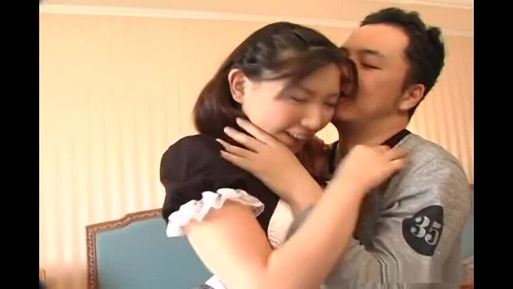 Du gibst einen Blowjob und einen Tittenjob