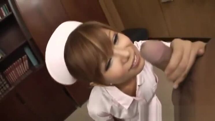 Geiles Sexvideo mit verrücktem Bukkake, schau es dir an!