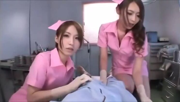 Heißester Erwachsenenfilm, heißeste Brüste-Show