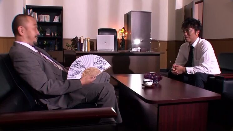 Sora Aoi - Unterwürfige Sekretärin (2/2)