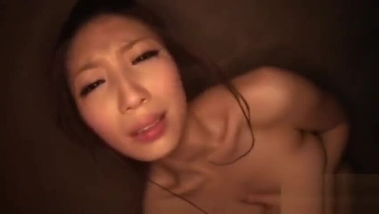 Behaartes japanisches Mädchen liebt Sex Teil 5