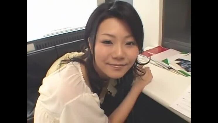 Heißeste Japanerin Jun Yoshinaga in einer fabelhaften Solo-Girl-Masturbations-/Onanie-JAV-Szene