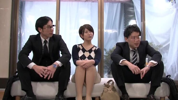 Fabelhaftes japanisches Model in einem unglaublichen MILF-HD-JAV-Film