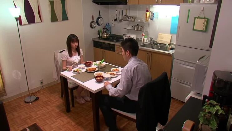 Unglaubliches japanisches Model im besten HD-JAV-Clip