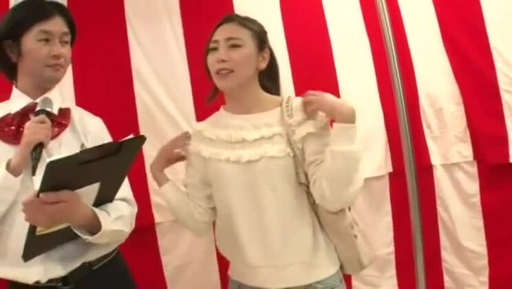 Fantastische japanische Hure in einer unglaublichen BDSM-Fetisch-JAV-Szene, die man je gesehen hat